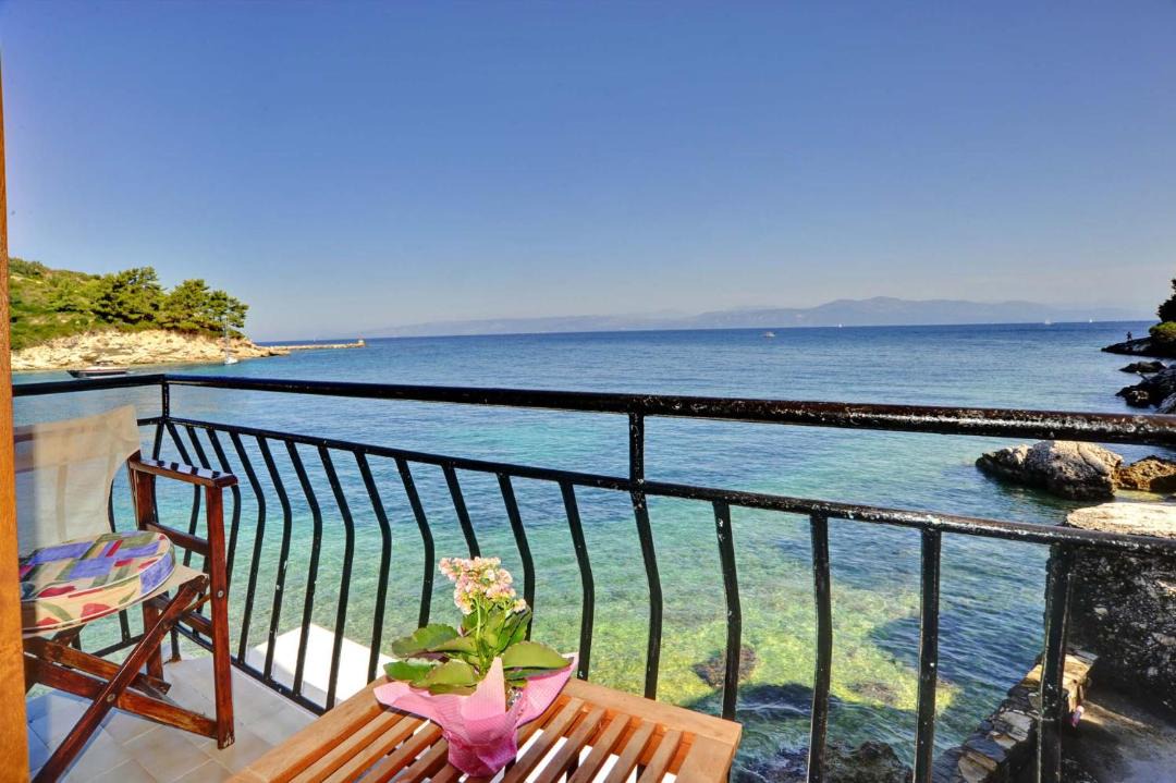 Photo of Patio Balcony in Longos