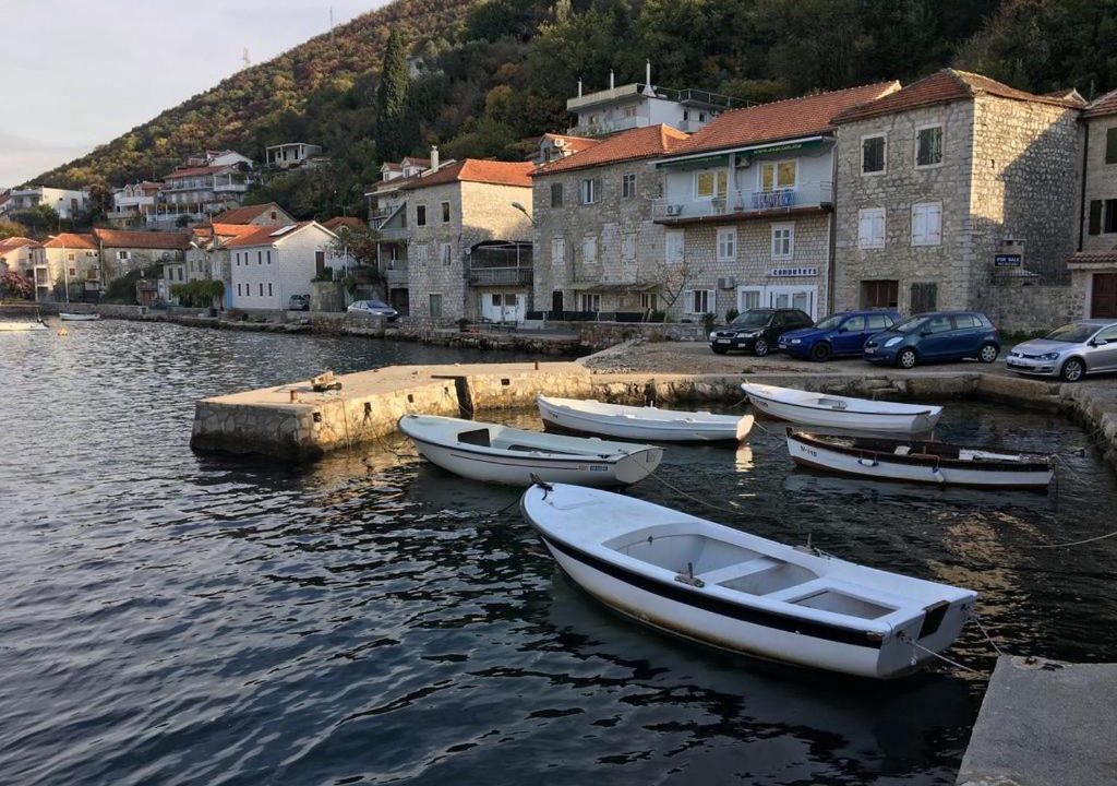 Photo of Others in Lepetane