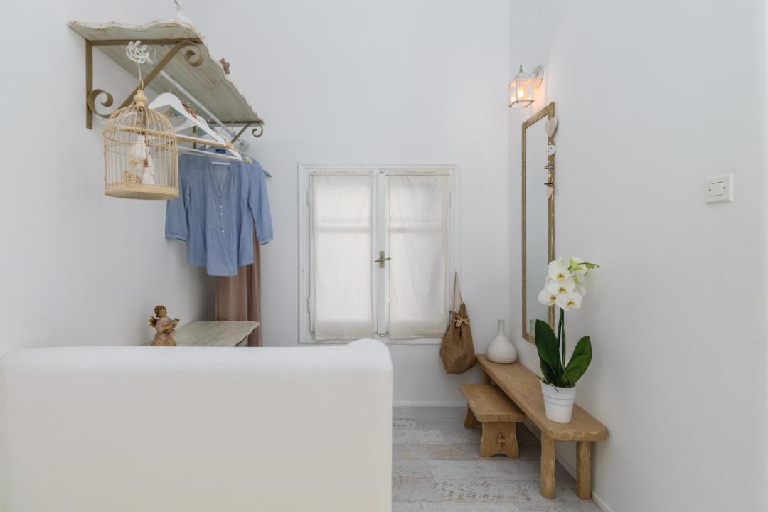 Photo of Others in Milos