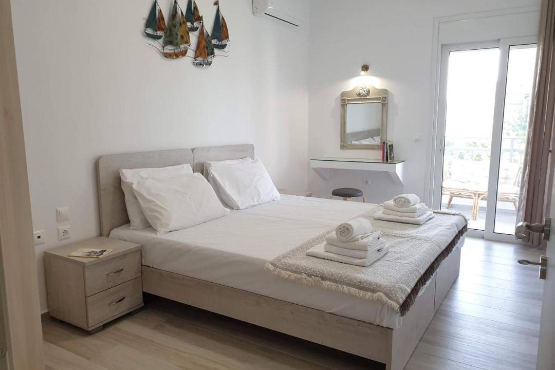 Photo of Bedroom in Haraki