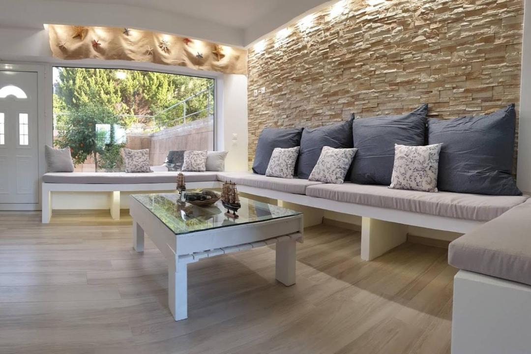 Photo of Livingroom in Haraki