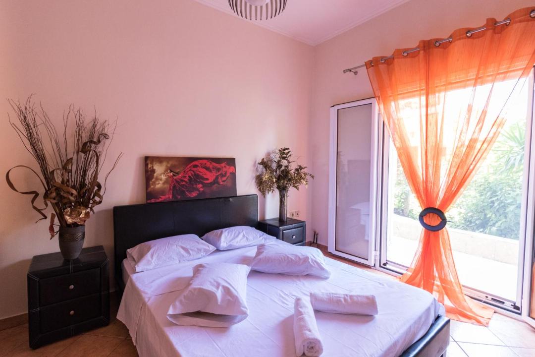 Photo of Bedroom in Boukari
