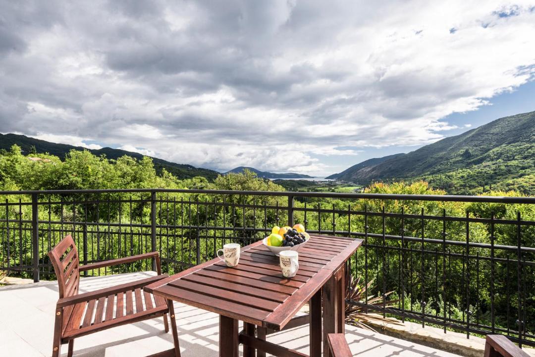 Photo of Patio Balcony in Grahovo