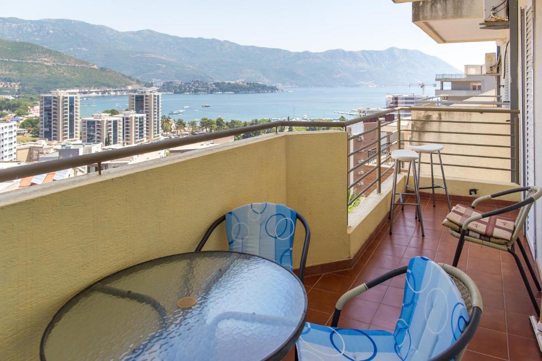 Photo of Patio Balcony in Babin do