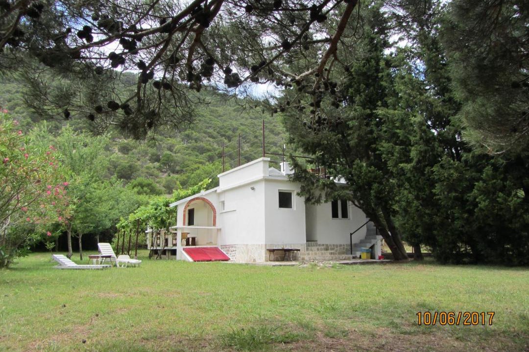 Photo of Others in Canj