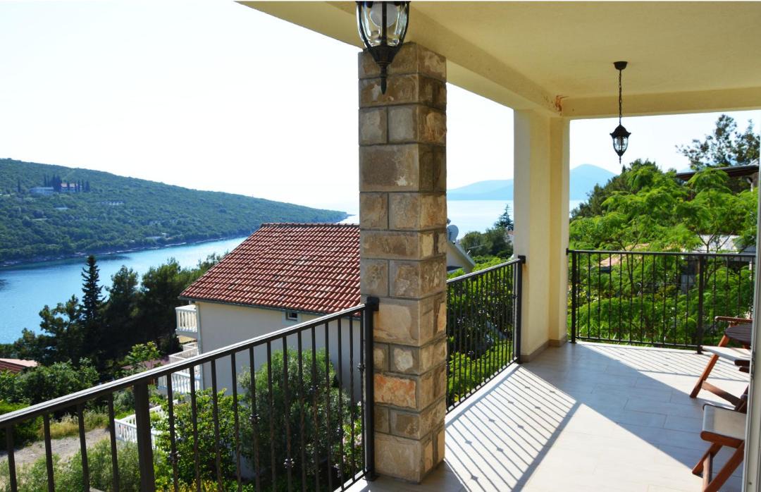 Photo of Patio Balcony in Bigovo