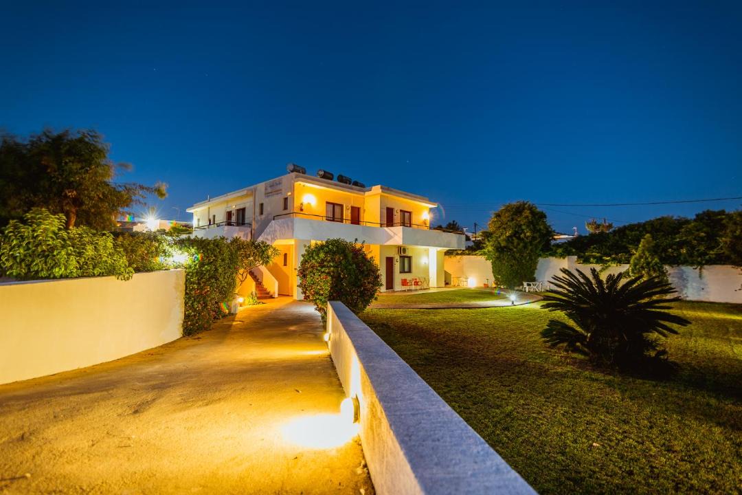Photo of Others in Pefkos