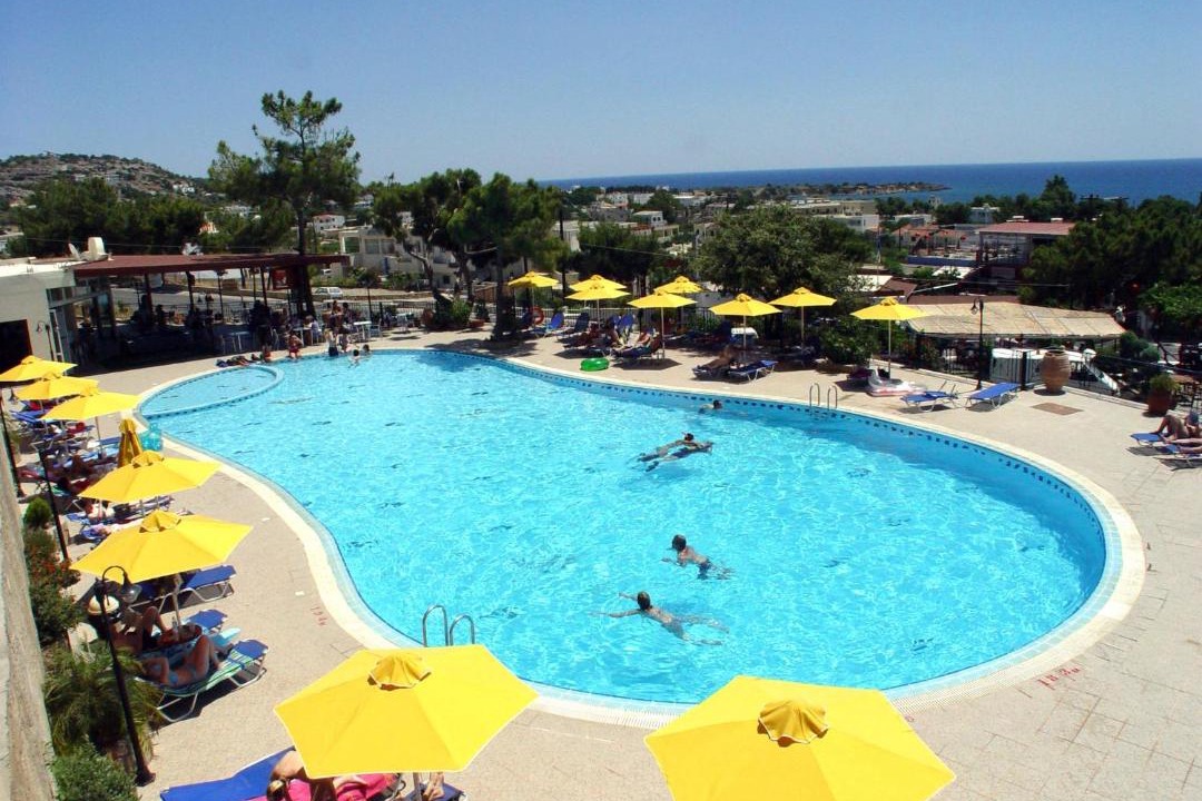 Photo of Others in Pefkos