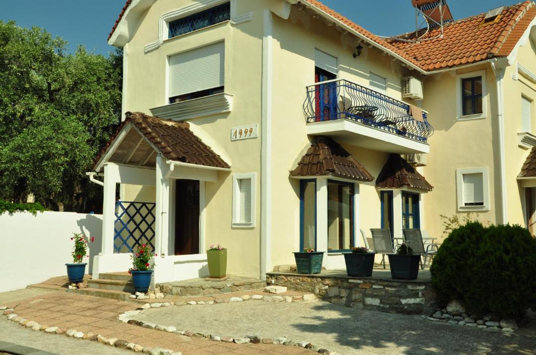 Photo of Others in Skala Sotiros