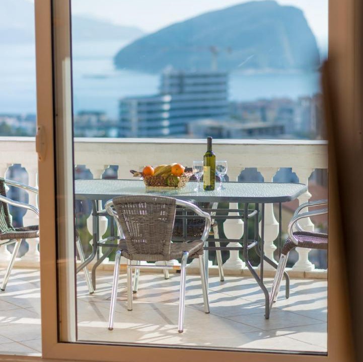 Photo of Patio Balcony in Babin do