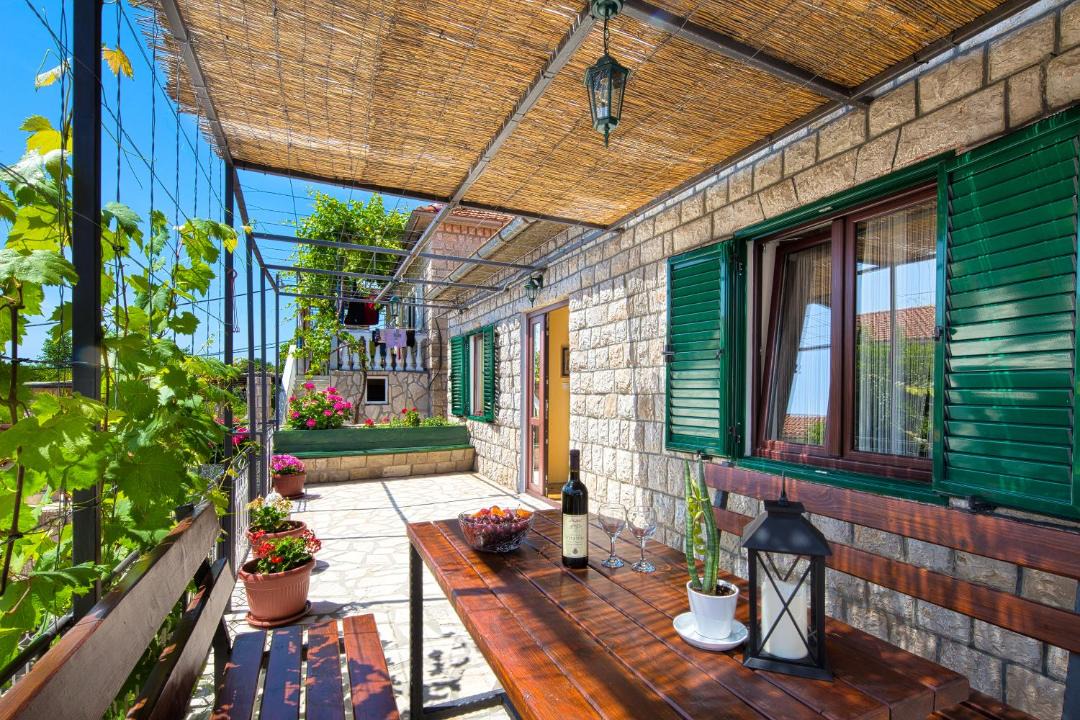 Photo of Patio Balcony in Krimovica