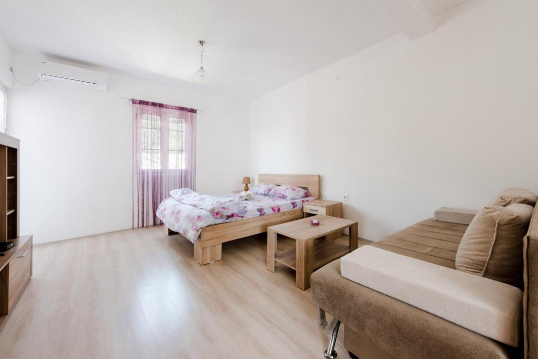 Photo of Others in Sutomore