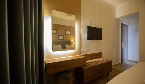 Classic Twin Room
