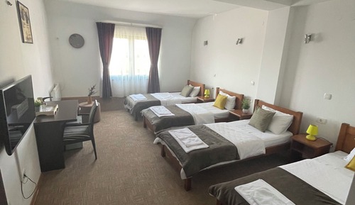 Classic Quadruple Room