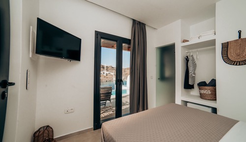 Junior Suite with private pool