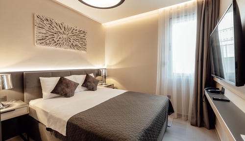 Standard Suite