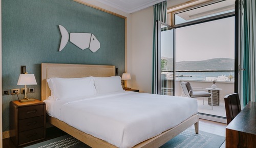 Classic Room, 1 King Bed, Balcony, Sea View