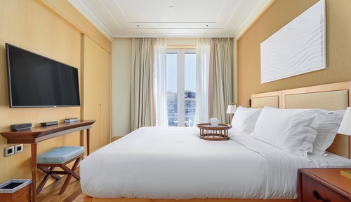 Classic Room, 1 King Bed