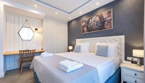 Comfort Double or Twin Room, Pool View