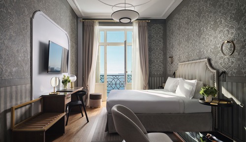 Junior Suite Sea Front with Balcony