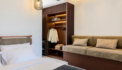 Super Deluxe Suite with Sea View and Private Pool