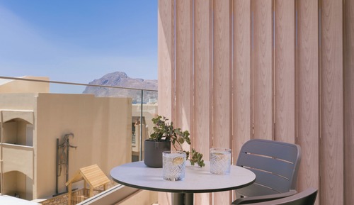 Deluxe Room with Pool View