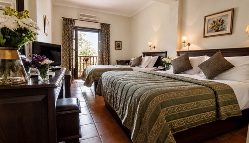 Panoramic Triple Room (Meteora View)