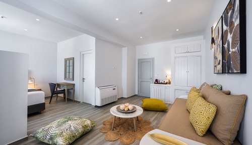 Deluxe Sea View Suite with Private Pool