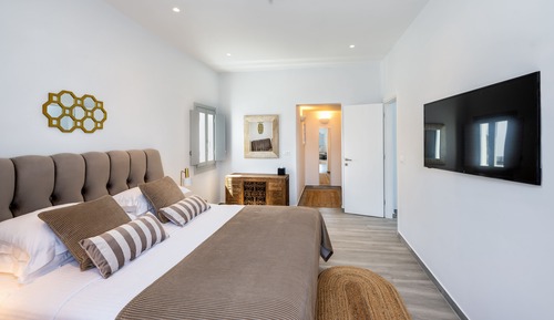 1 Bedroom Grande Suite, Heated Private Pool & Sea View