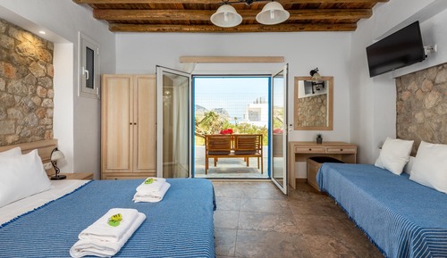 Agnanti Beach Apartments - Anesis