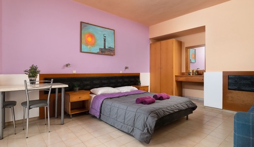 Studio, Pool View (3 Adults)
