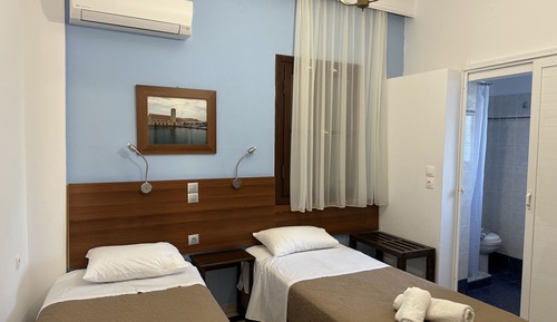 Basic Twin Room, 2 Twin Beds, Non Smoking