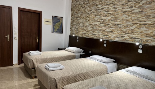 Basic Triple Room, Multiple Beds, Non Smoking