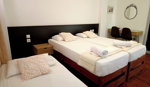 Basic Triple Room