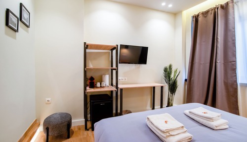Deluxe Double or Twin Room