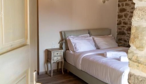 Deluxe Double Room, Garden View