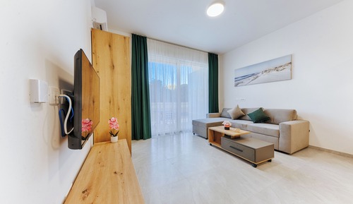 Classic Studio Suite, Pool View, Poolside