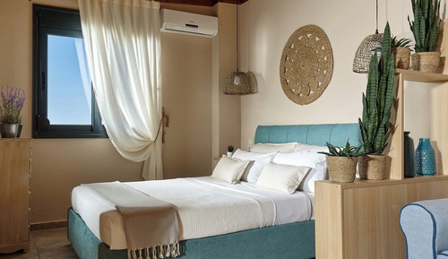 Suite, Sea View
