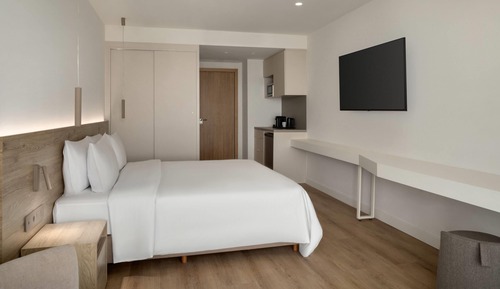 Standard Room, 1 King Bed, Sea View (Double/Twin)