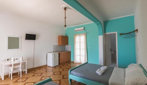 Comfort Triple Room