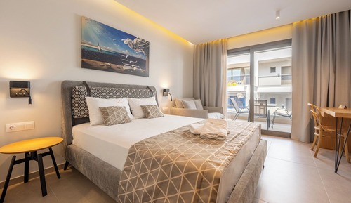 Triple Room, Pool View