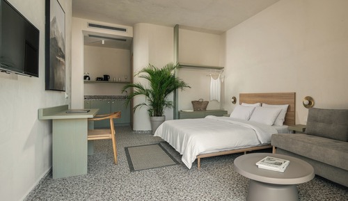 Family Suite, Balcony, City View