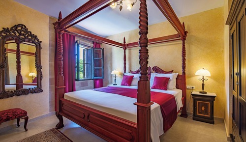Double Room, 1 King Bed