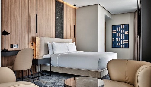 Premium Room, 1 King Bed