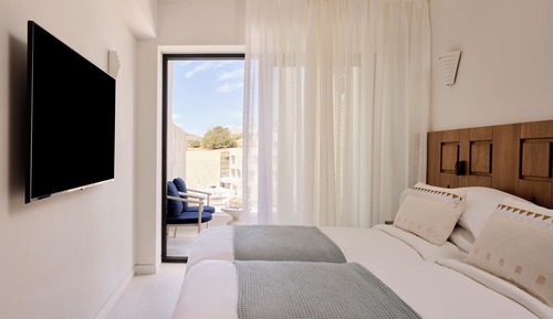 Classic Double or Twin Room, Balcony