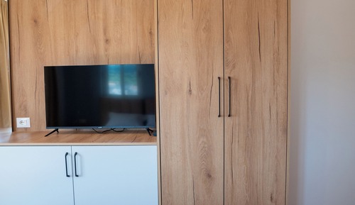 Superior Suite, 1 Bedroom, Hill View