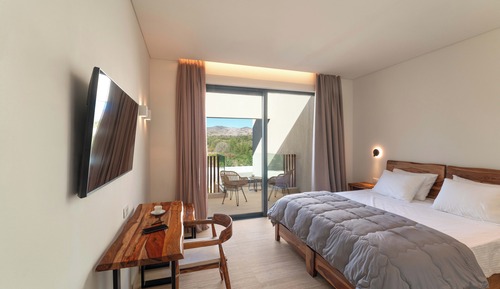 Aethrion Villa 4 Bed Room