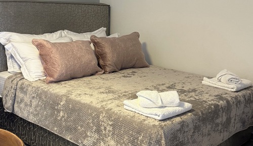 Luxury Studio Suite, Mountain View