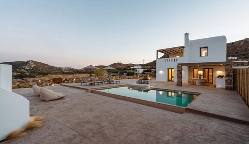 Deluxe Villa with Private Pool-Jacuzzi