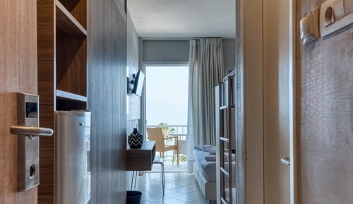 Family Quadruple Room, Sea View